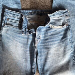 American Eagle Outfitters Men's Light Blue Straight Jeans